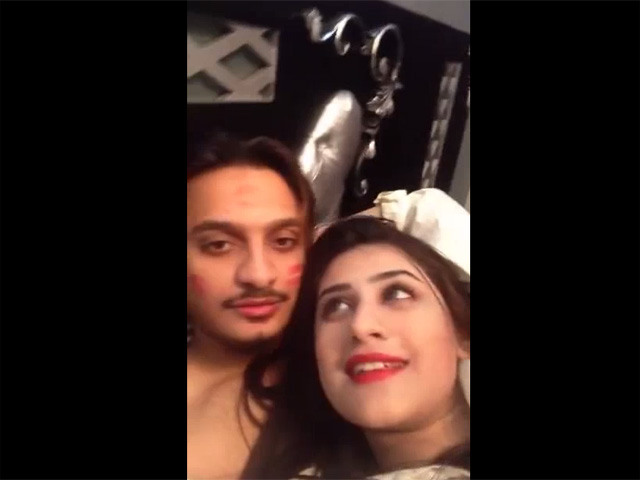 Gallery 1090 Horny Pakistani babe Sania with her boyfriend